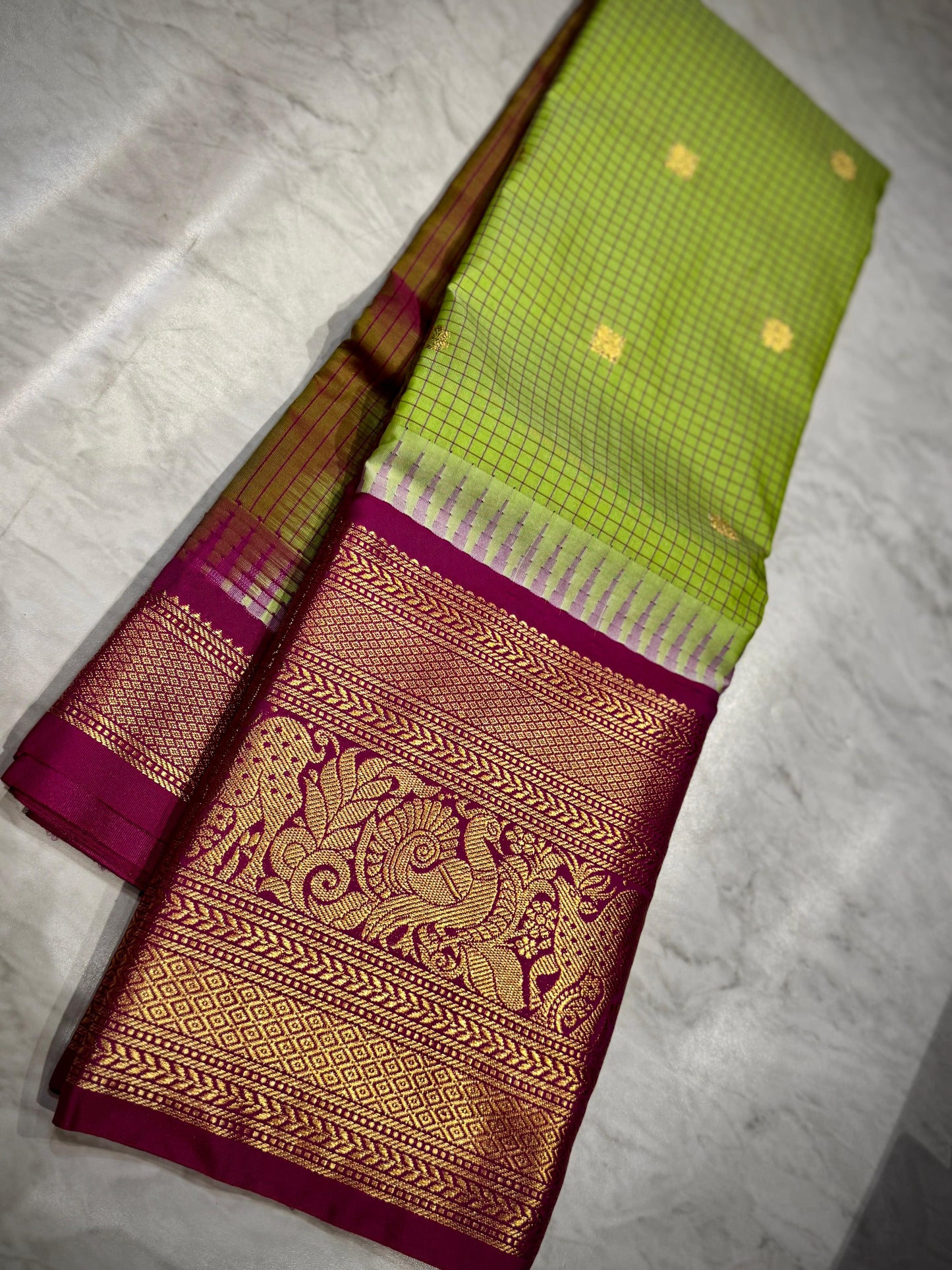 Kanchi Gadwal Pattu Saree
