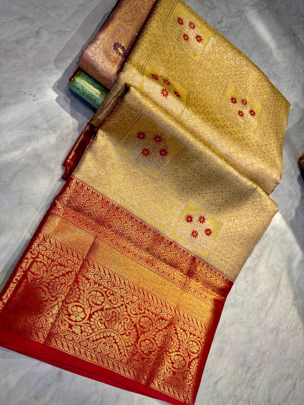 Kanchi Pattu Saree