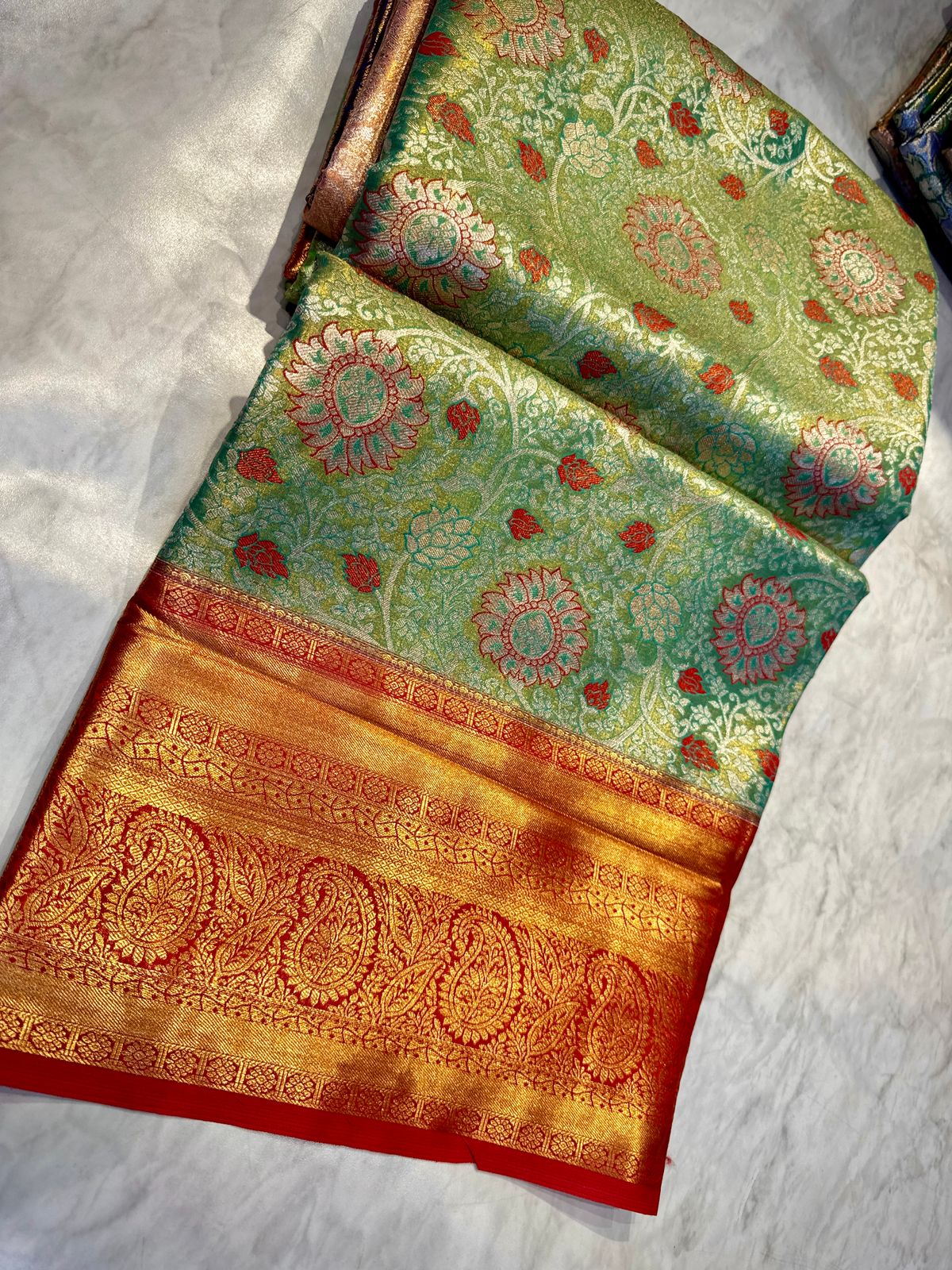 Kanchi Pattu Saree