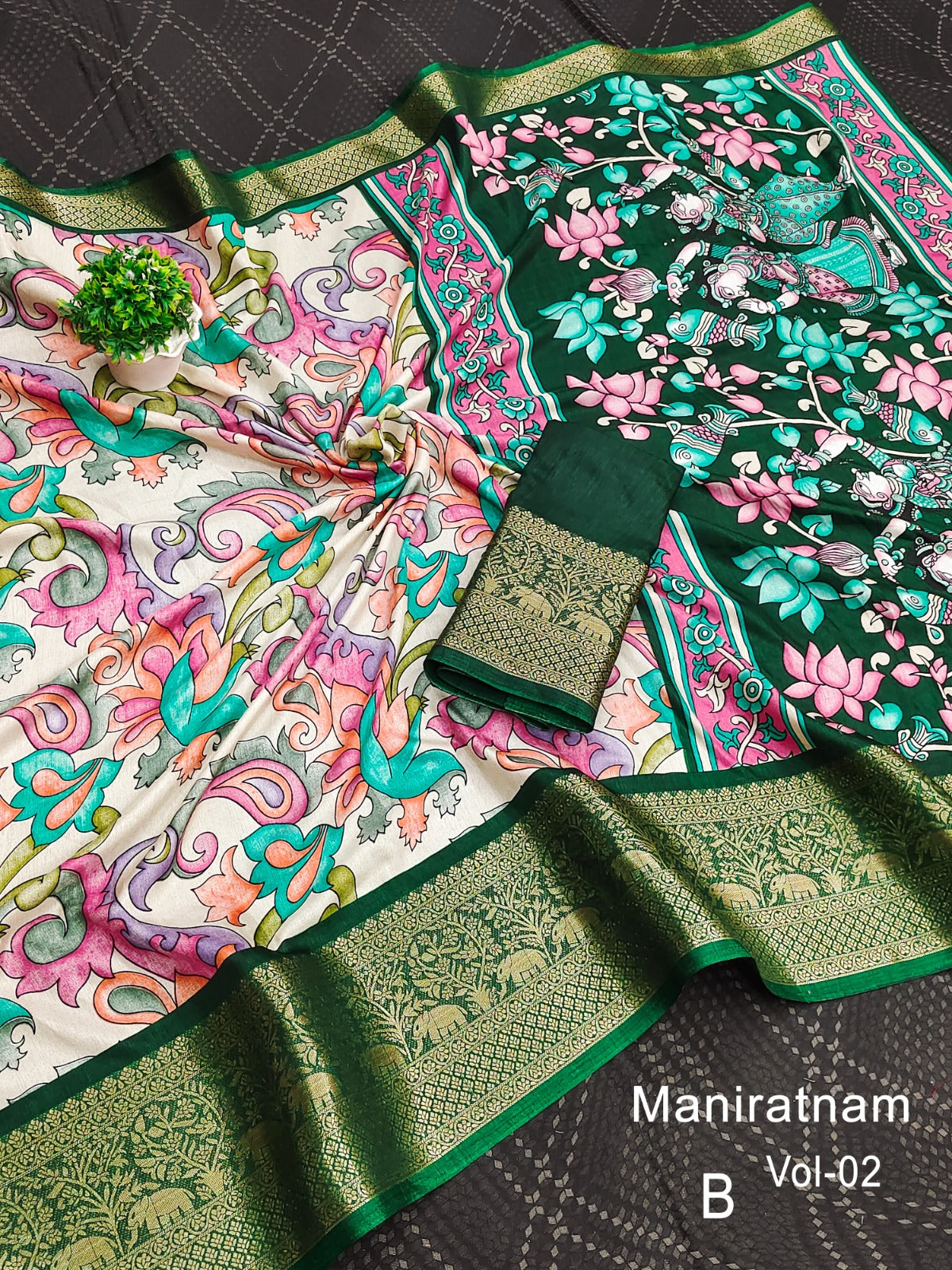 Linen Dola Checks Saree