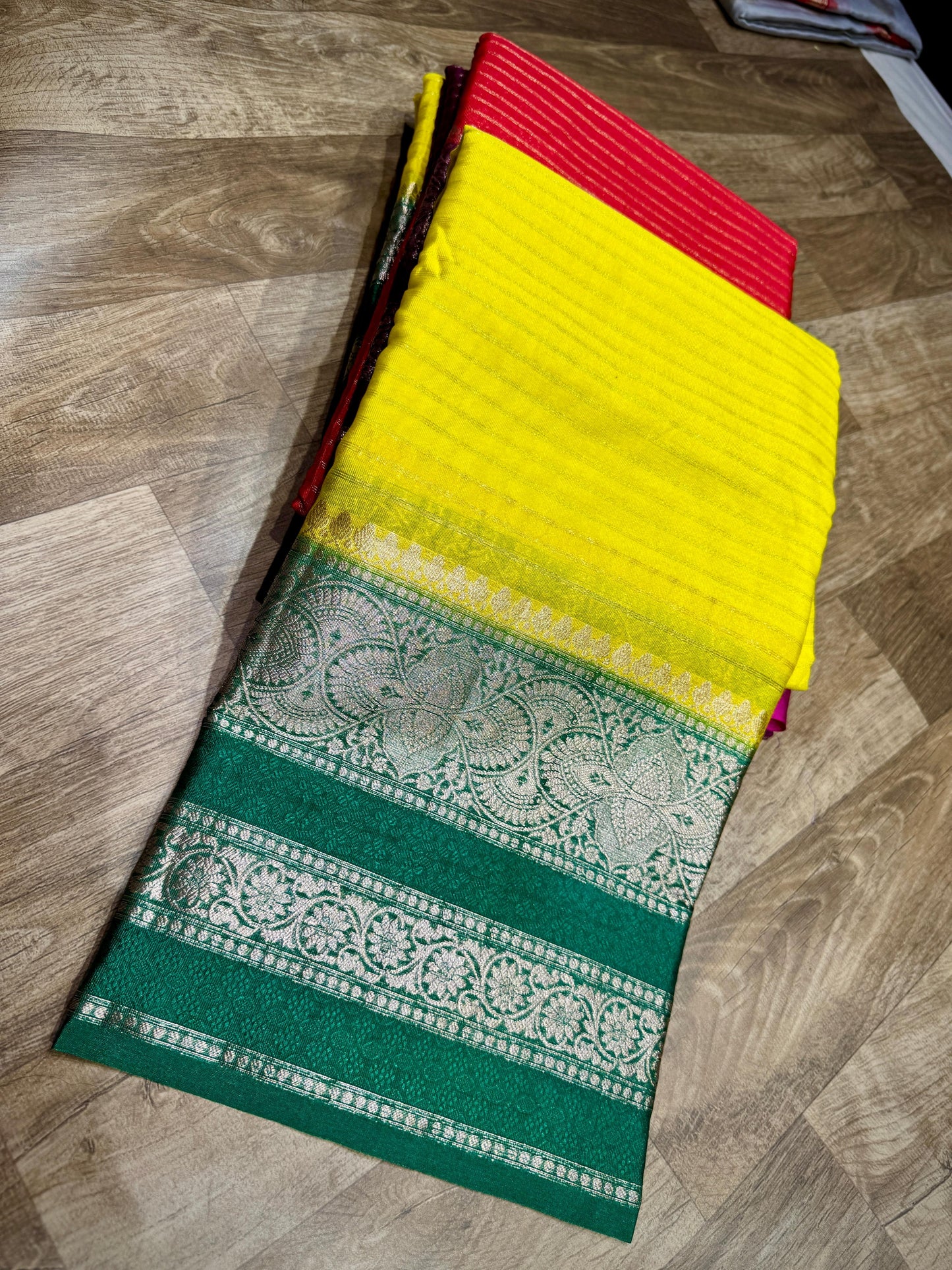 Pettubadi Sarees For Gifting