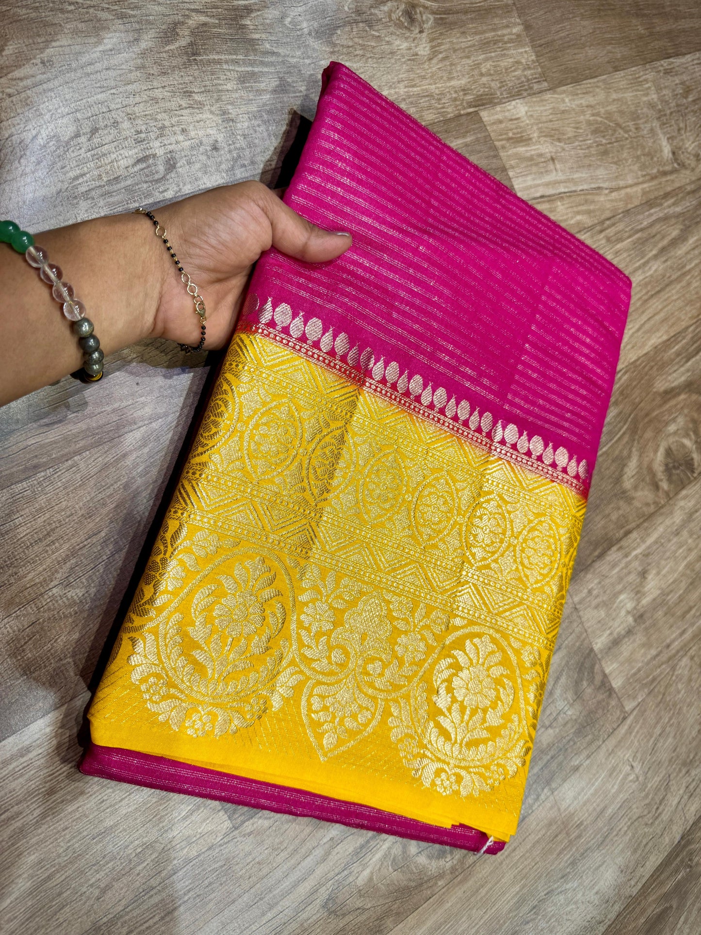 Pettubadi Sarees For Gifting