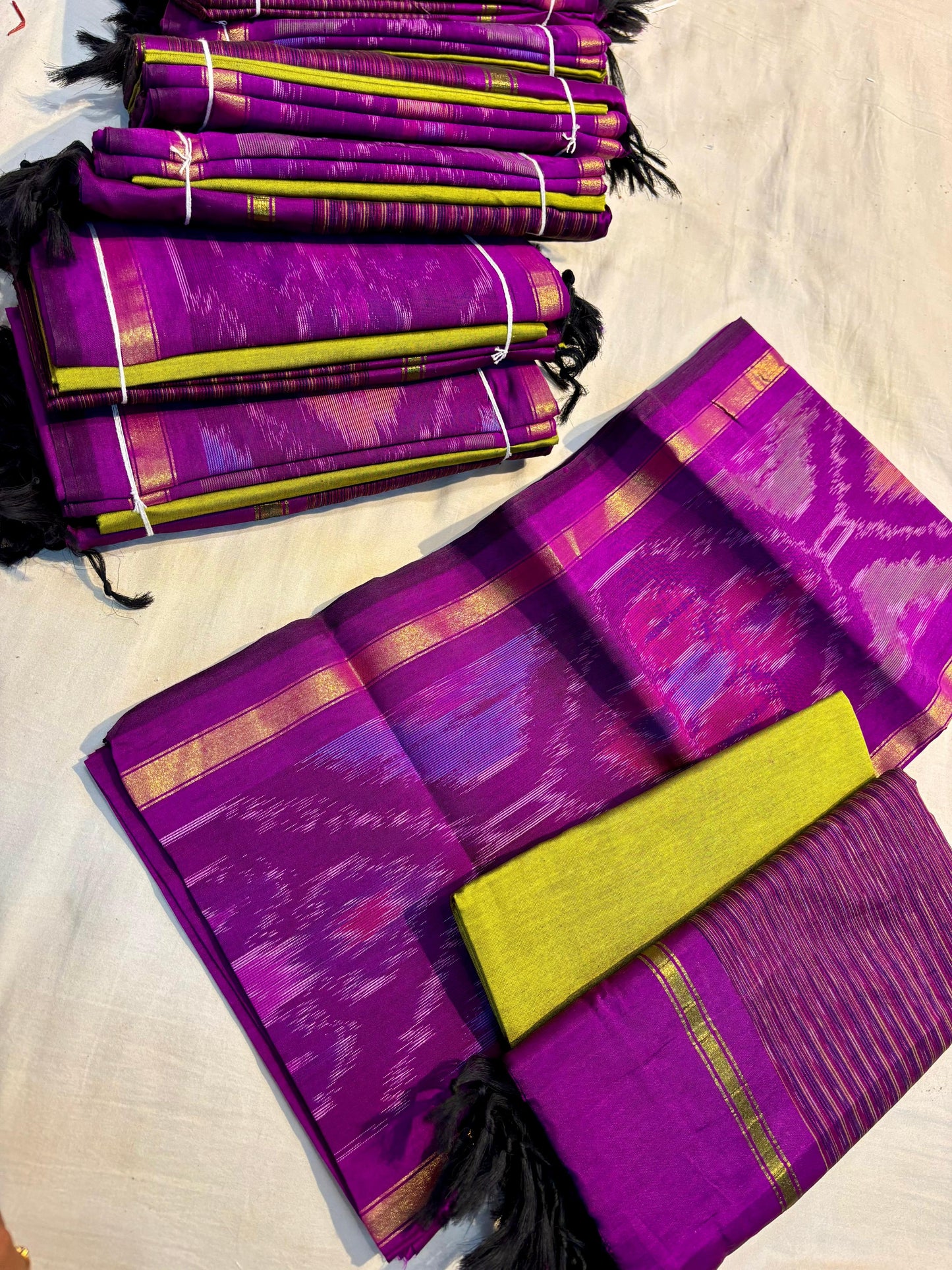 Semi Ikkath Pochampally Dress Materials