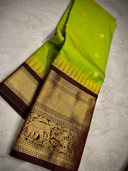 Kanchi Gadwal Pattu Saree