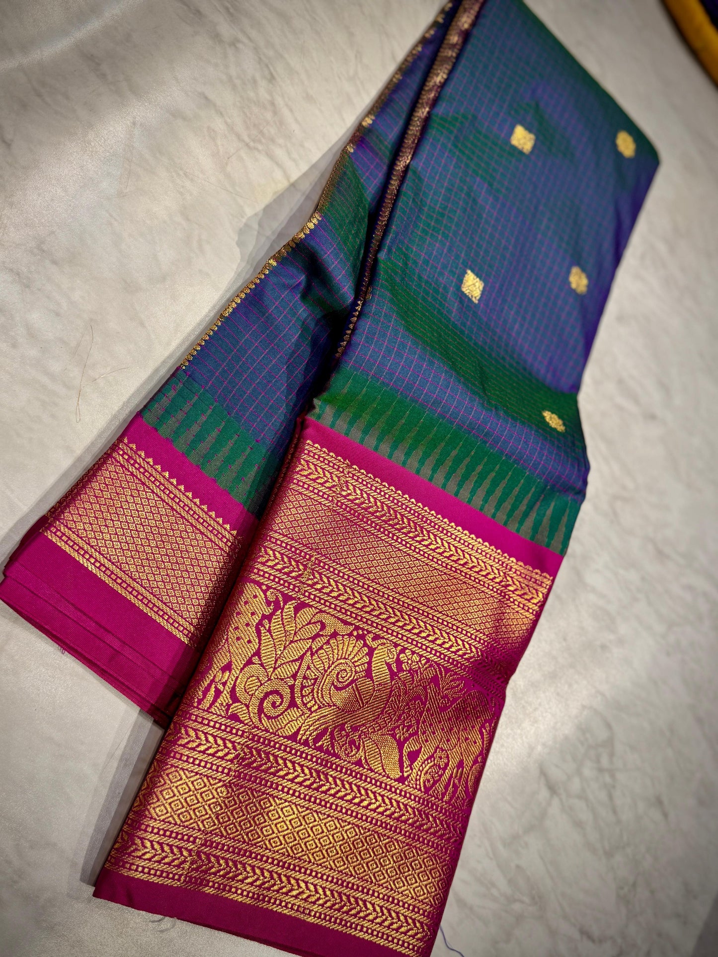 Kanchi Gadwal Pattu Saree