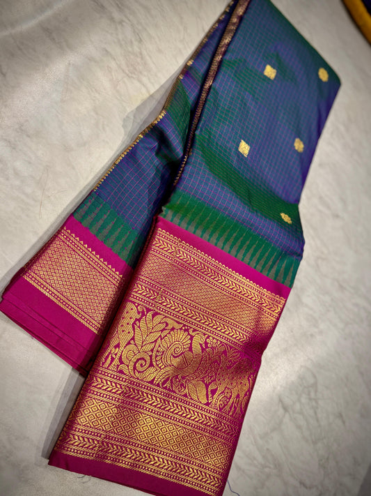 Kanchi Gadwal Pattu Saree