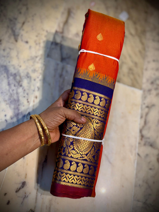 Kanchi Gadwal Pattu Saree