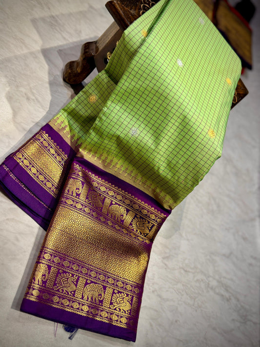 Kanchi Gadwal Pattu Saree