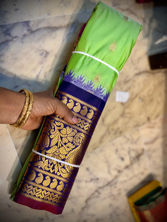 Kanchi Gadwal Pattu Saree
