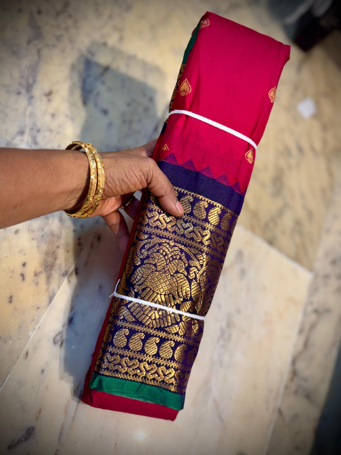 Kanchi Gadwal Pattu Saree