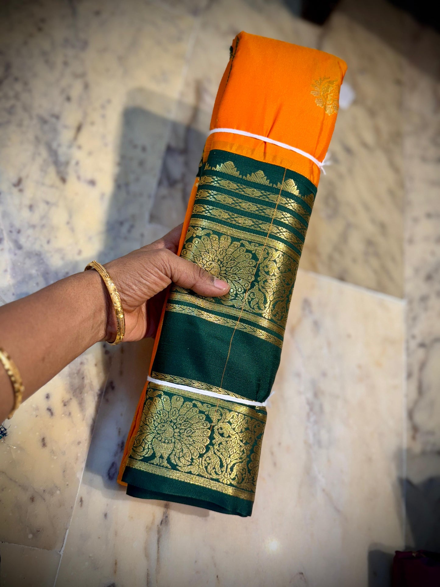Kanchi Gadwal Pattu Saree