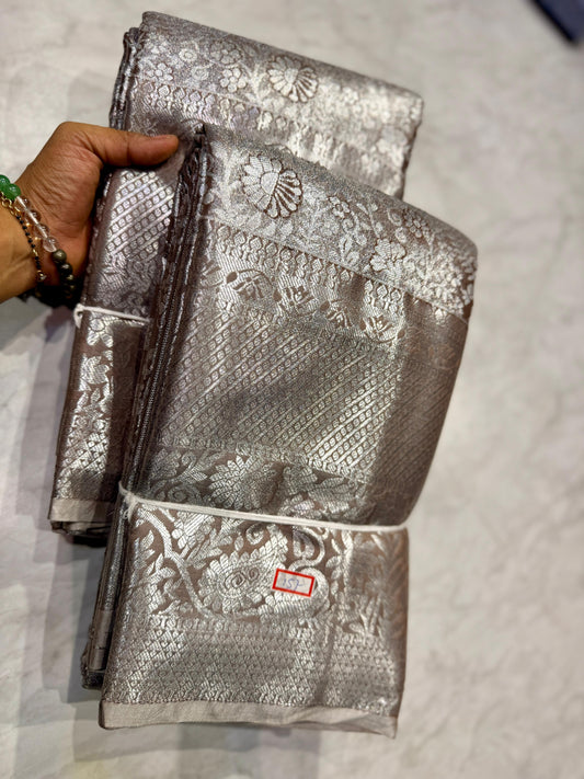 Kanchi Pattu Saree