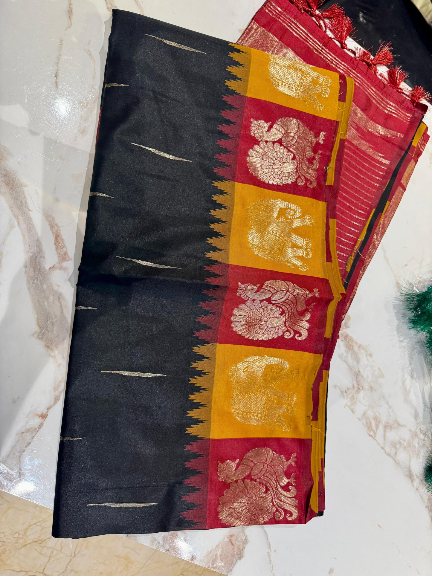 Katan Gadwal Saree