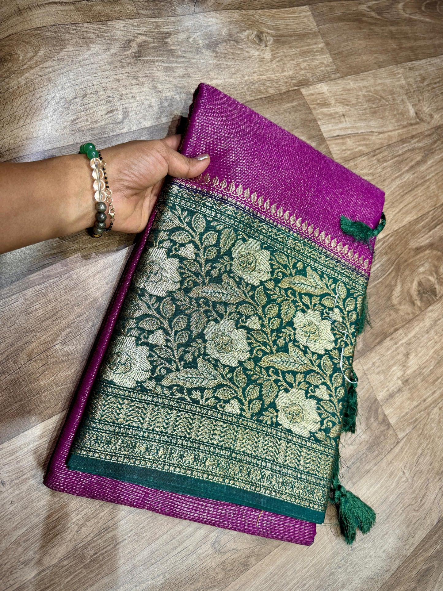 Pettubadi Sarees For Gifting
