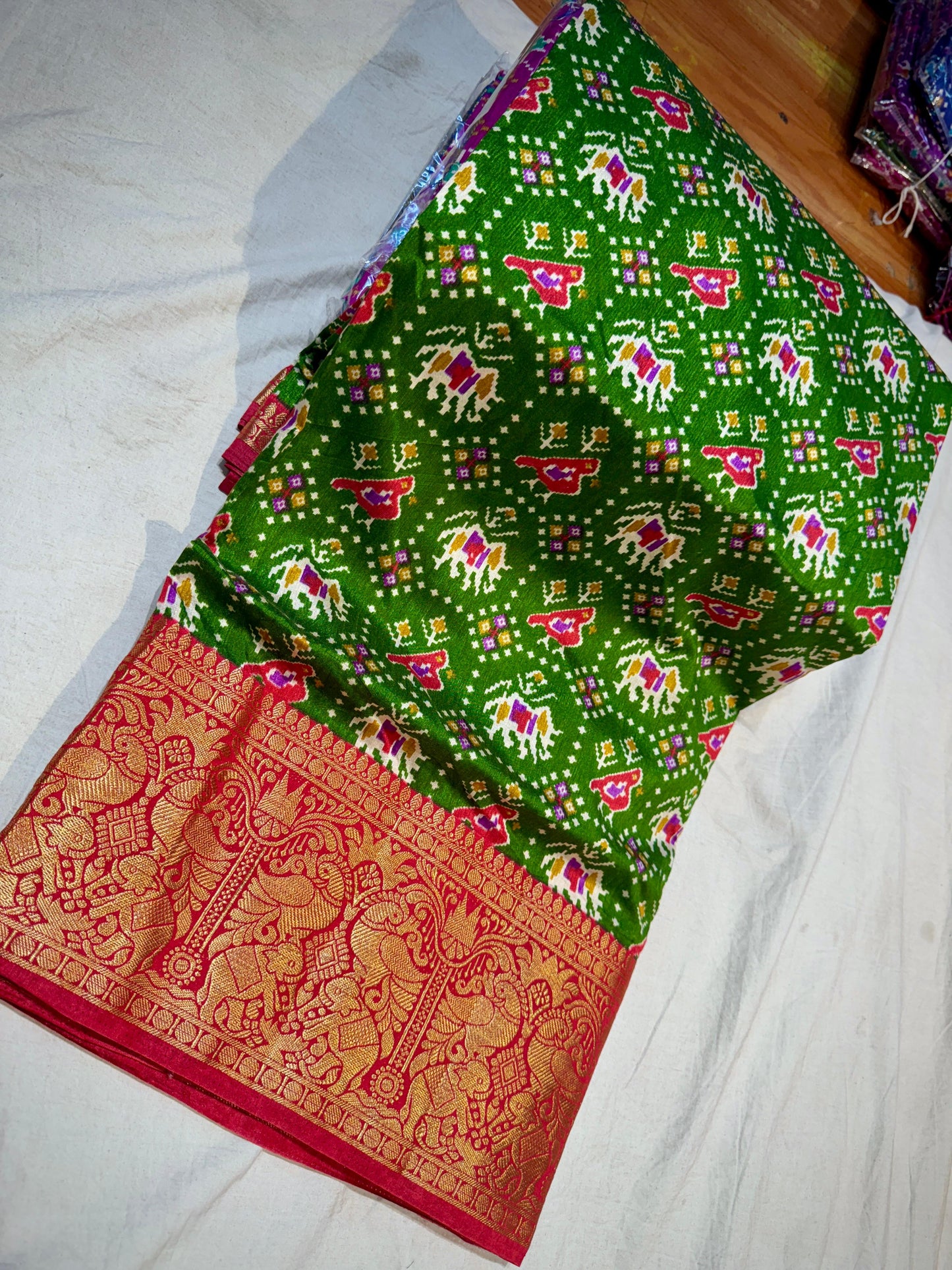 Pochampally Ikkath Soft Silk Saree