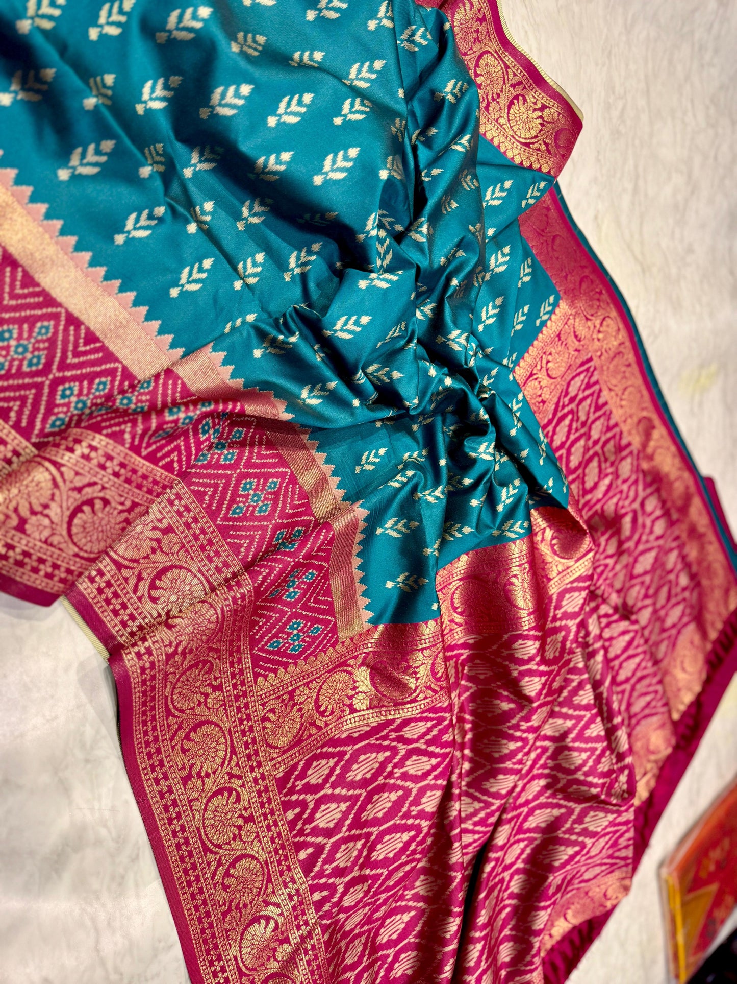 Pochampally Ikkath Soft Silk Saree